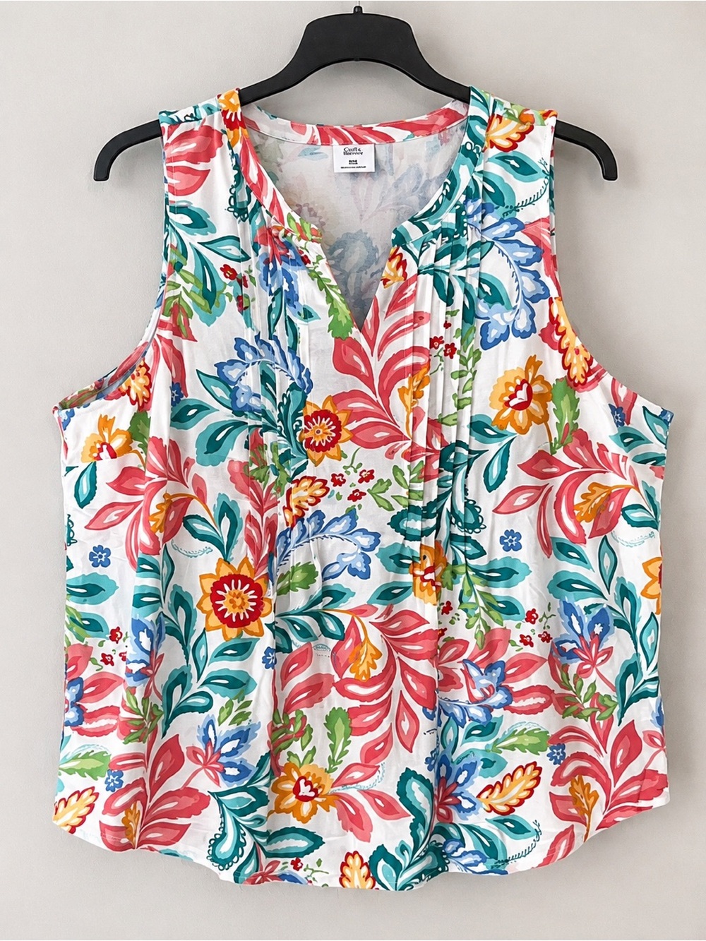 *NWOT* Croft & Barrow White Floral Pleated Tank Top - Size XXL